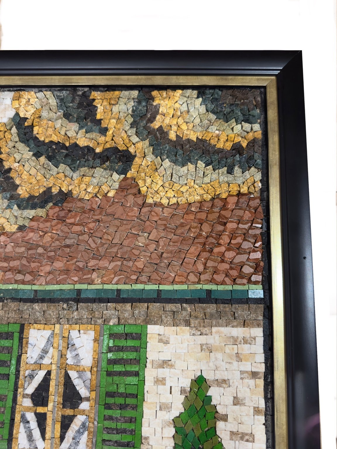 Mosaico de Piedra Natural “Villa Mediterránea con Jardín y Mar” – Arte Hecho a Mano
(Handmade Natural Stone Mosaic “Mediterranean Villa with Garden & Sea”)